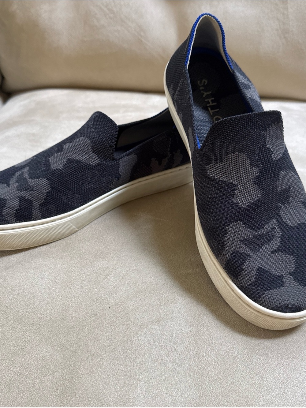 Rothy's The Sneaker Grey Black Camo Knit Slip On Women’s Sz 8.5 EUC